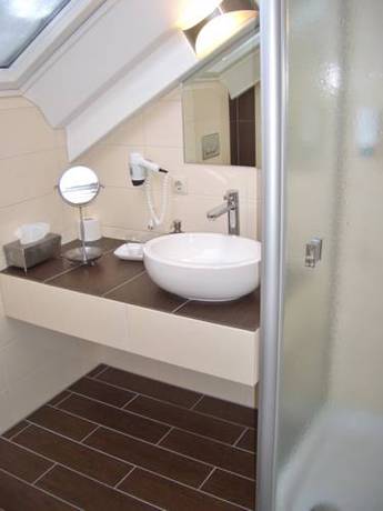 Imagen de la habitación del Hotel Schwarzenbergs Traube. Foto 5