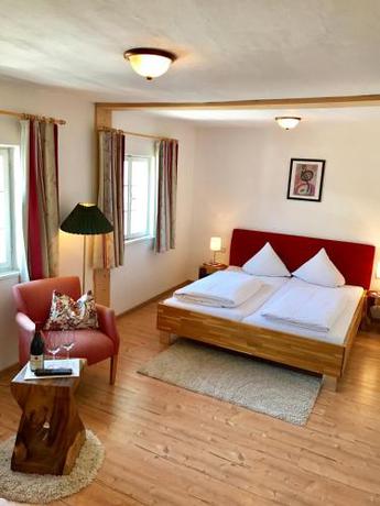 Imagen general del Hotel Schwarzer Adler, Pettneu am Arlberg. Foto 4