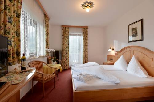 Imagen de la habitación del Hotel Schwarzer Adler, Ramsau im Zillertal. Foto 2
