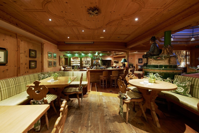 Imagen de los interiores del Hotel Schwarzer Adler, Sankt Anton Am Arlberg. Foto 12