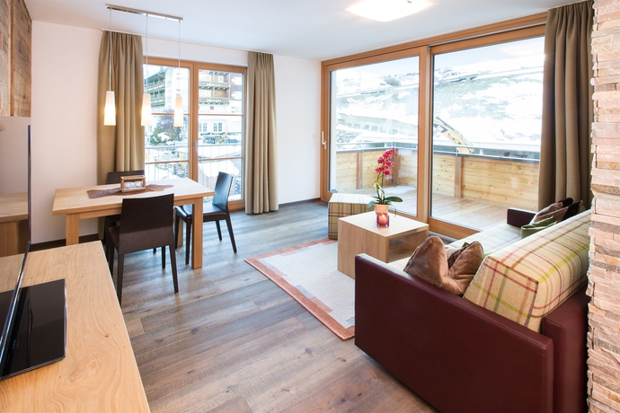 Imagen de los interiores del Hotel Schwarzer Adler, Sankt Anton Am Arlberg. Foto 13