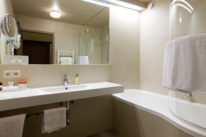 Imagen de la habitación del Hotel Schwarzer Adler, Sankt Anton Am Arlberg. Foto 6