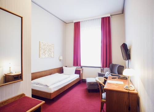 Imagen de la habitación del Hotel Schwarzer Bär, Jena. Foto 2