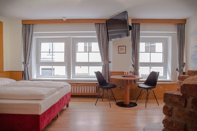 Imagen de la habitación del Hotel Schwarzer Bär, Linz. Foto 6