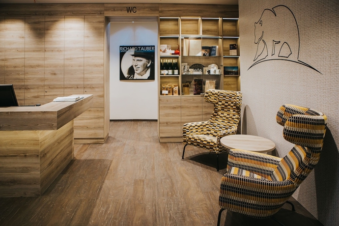 Imagen de los interiores del Hotel Schwarzer Bär, Linz. Foto 19