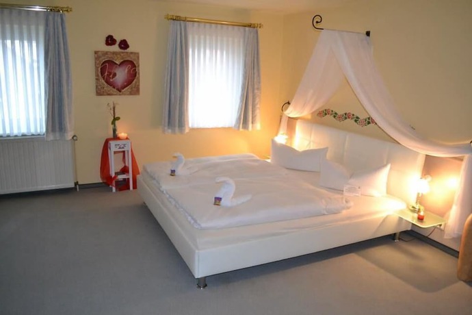 Imagen de la habitación del Hotel Schwarzes Ross. Foto 11