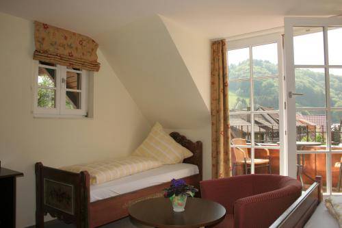 Imagen de la habitación del Hotel Schwarzwaldgasthaus Zum Goldenen Engel. Foto 6