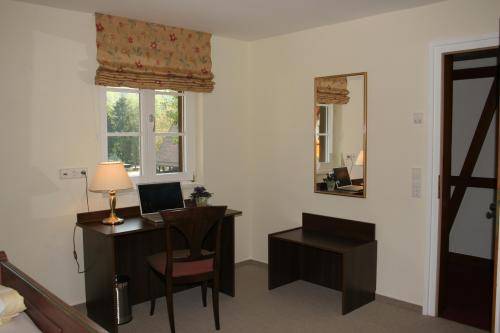 Imagen de la habitación del Hotel Schwarzwaldgasthaus Zum Goldenen Engel. Foto 7
