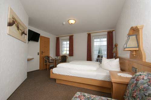 Imagen de la habitación del Hotel Schwarzwaldgasthof Zur Traube. Foto 2