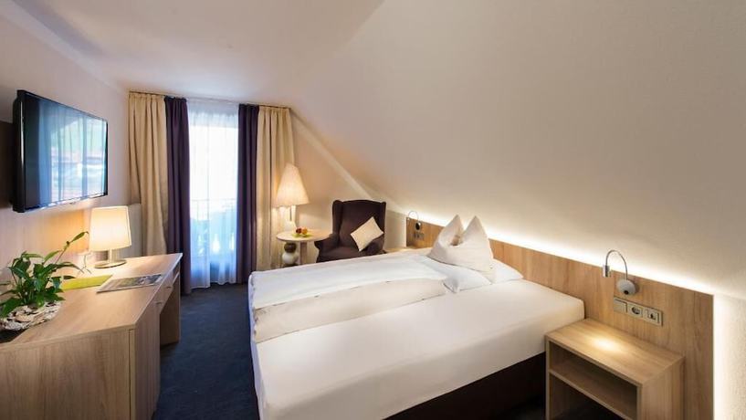 Imagen de la habitación del Hotel Schwarzwaldhof. Foto 15