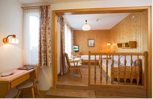 Imagen de la habitación del Hotel Schwarzwaldhof Gutzweiler. Foto 10