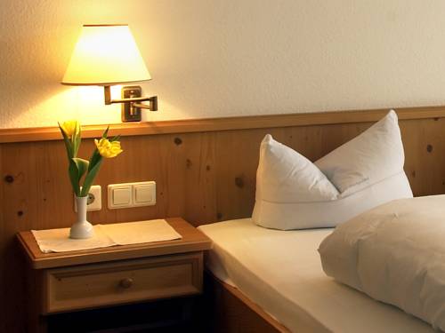 Imagen de la habitación del Hotel Schwarzwaldhof Gutzweiler. Foto 16