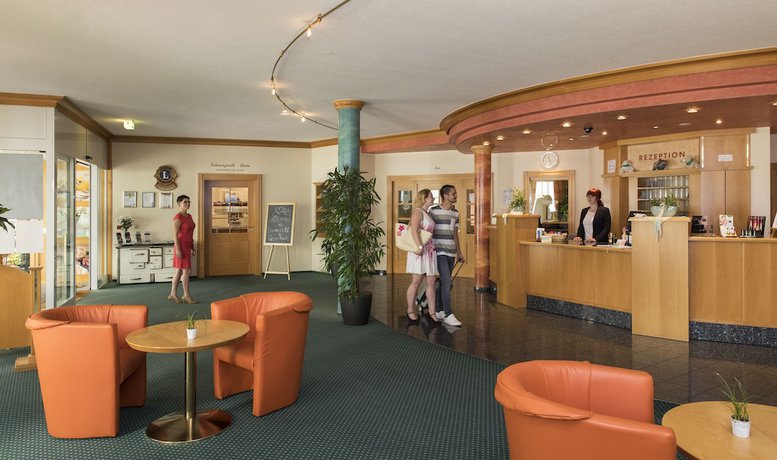 Imagen de los interiores del Hotel Schwarzwaldhotel Gengenbach. Foto 16