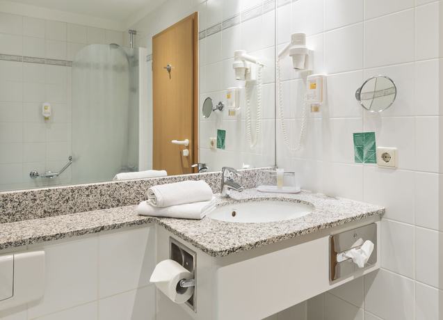 Imagen de la habitación del Hotel Schwarzwaldhotel Gengenbach. Foto 14