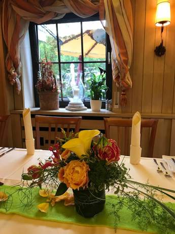 Imagen del bar/restaurante del Hotel Schwarzw&auml;lder Hof. Foto 12