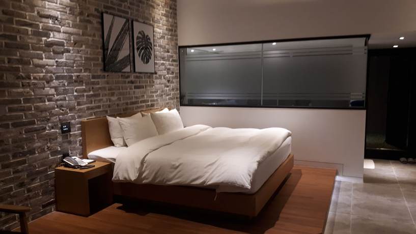 Imagen de la habitación del Hotel Schweizer Dorf. Foto 4
