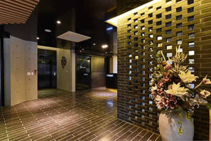 Imagen de los interiores del Hotel Schweizer Dorf. Foto 19