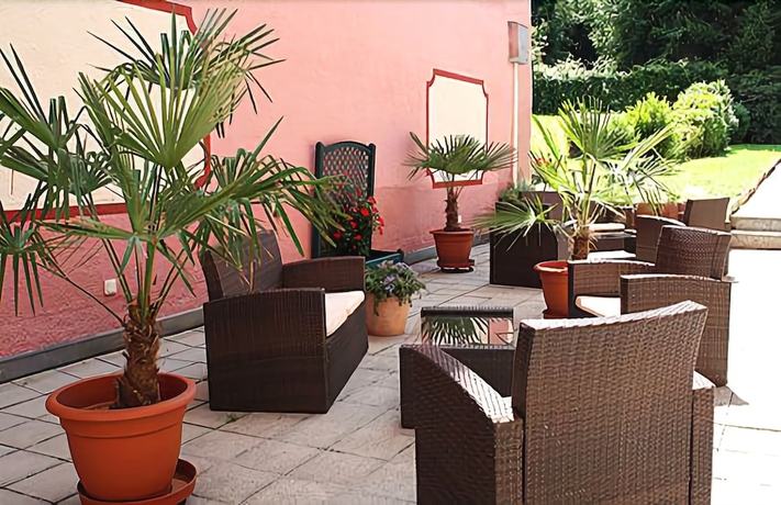 Imagen de los exteriores del Hotel Schweizer Hof, Baden Baden. Foto 17