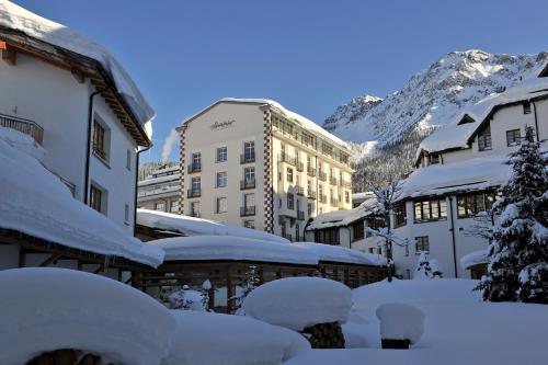 Imagen general del Hotel Schweizerhof Lenzerheide. Foto 1