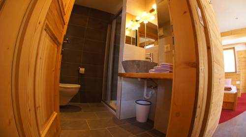 Imagen de la habitación del Hotel Schweizerhof, Oberau. Foto 7