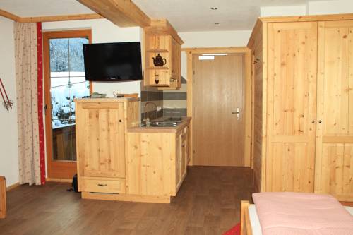 Imagen de la habitación del Hotel Schweizerhof, Oberau. Foto 15