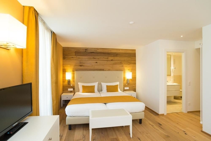 Imagen de la habitación del Hotel Schweizerhof Pontresina. Foto 7