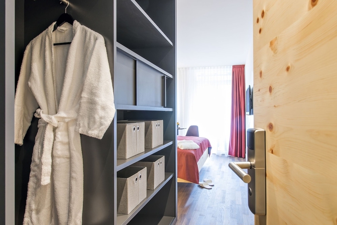 Imagen de la habitación del Hotel Schweizerhof Sils Maria, a Faern Collection. Foto 3