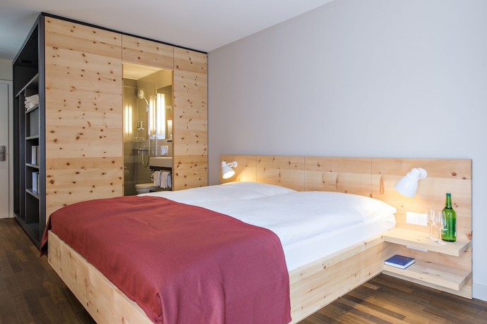 Imagen de la habitación del Hotel Schweizerhof Sils Maria, a Faern Collection. Foto 4