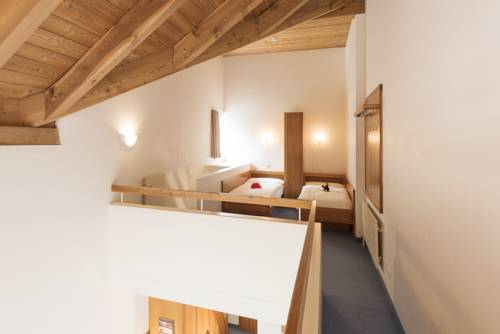 Imagen de la habitación del Hotel Schweizerhof Sils-maria. Foto 2