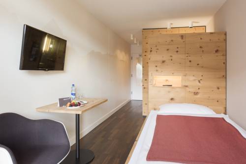 Imagen de la habitación del Hotel Schweizerhof Sils-maria. Foto 8