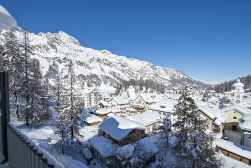 Imagen de la habitación del Hotel Schweizerhof Sils-maria. Foto 14