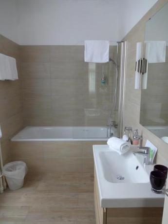 Imagen de la habitación del Hotel Schweizerhof, Weggis. Foto 7