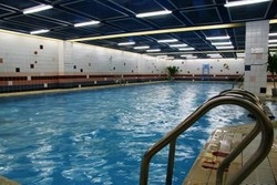 Imagen de la piscina del Hotel SciTech Hotel. Foto 6