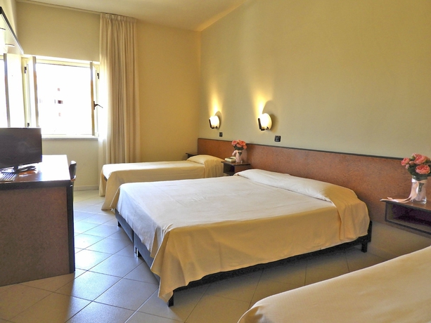 Imagen de la habitación del Hotel Scigliano. Foto 2