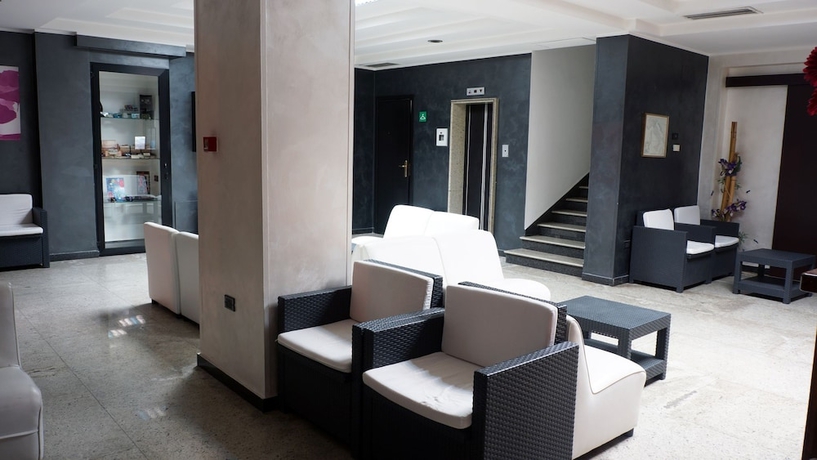 Imagen de los interiores del Hotel Scigliano. Foto 15