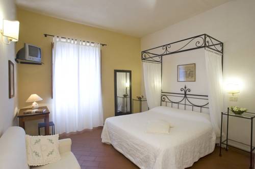 Imagen de la habitación del Hotel Scilla. Foto 11