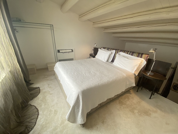 Imagen de la habitación del Hotel Scilla Maris Charming Suites-Restaurant. Foto 8