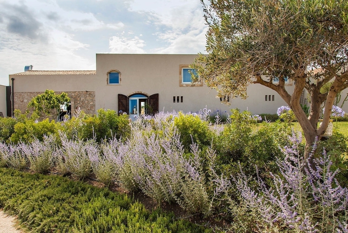 Imagen de los interiores del Hotel Scilla Maris Charming Suites-Restaurant. Foto 15