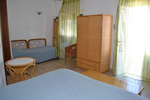 Imagen de la habitación del Hotel Scoglio Bianco. Foto 14