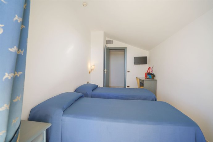Imagen de la habitación del Hotel Scoglio del Leone. Foto 7
