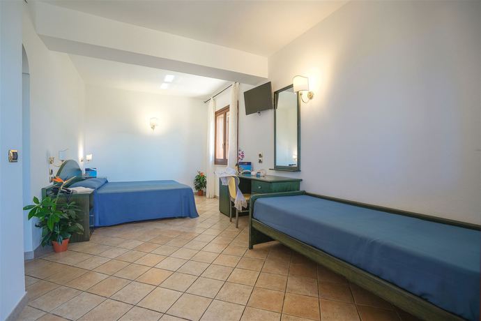Imagen de la habitación del Hotel Scoglio del Leone. Foto 8