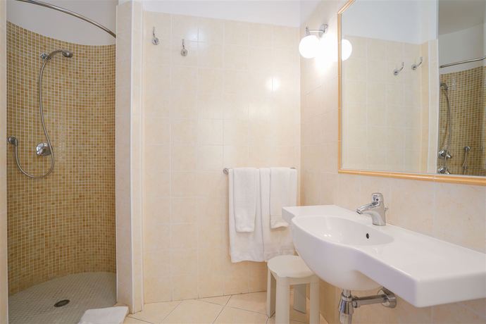 Imagen de la habitación del Hotel Scoglio del Leone. Foto 9
