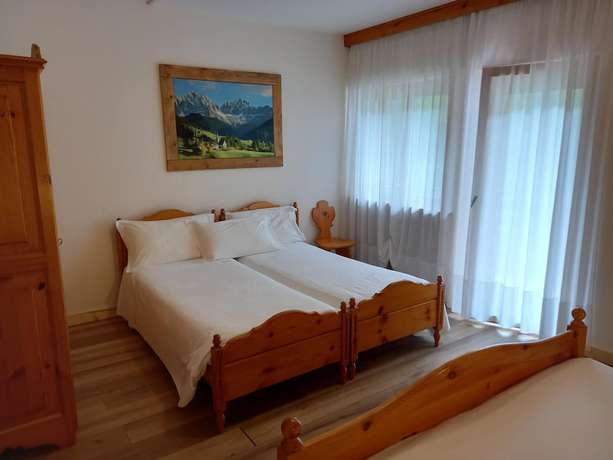 Imagen de la habitación del Hotel Scoiattolo, Falcade. Foto 5