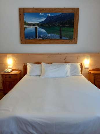 Imagen de la habitación del Hotel Scoiattolo, Falcade. Foto 16