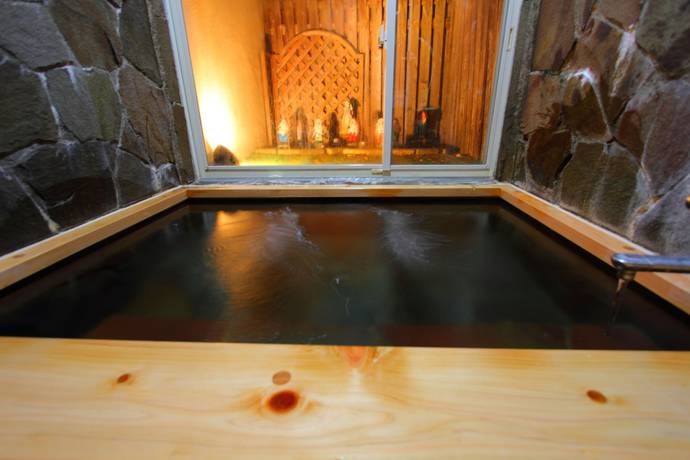 Imagen de la piscina del Hotel Scotch Court. Foto 20