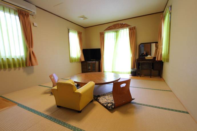 Imagen de la habitación del Hotel Scotch Court. Foto 14