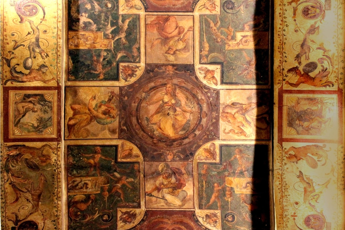 Imagen de los interiores del Hotel Scoti. Foto 9