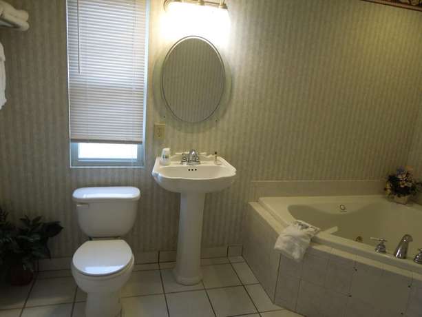 Imagen de la habitación del Hotel Scottish Inn Ronks. Foto 4