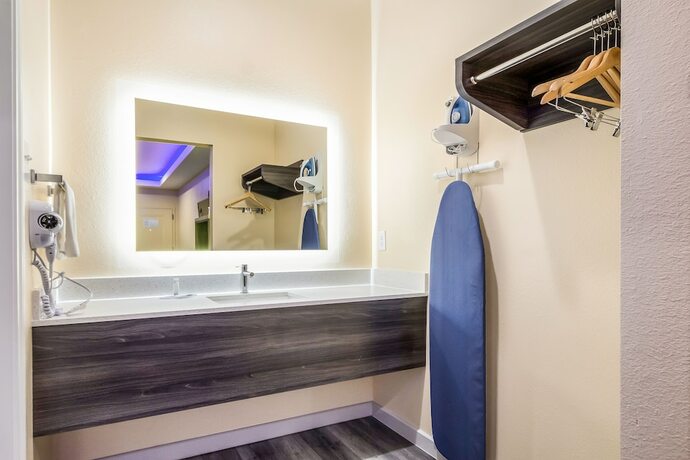 Imagen general del Hotel Scottish Inn and Suites Houston Willowbrook. Foto 9