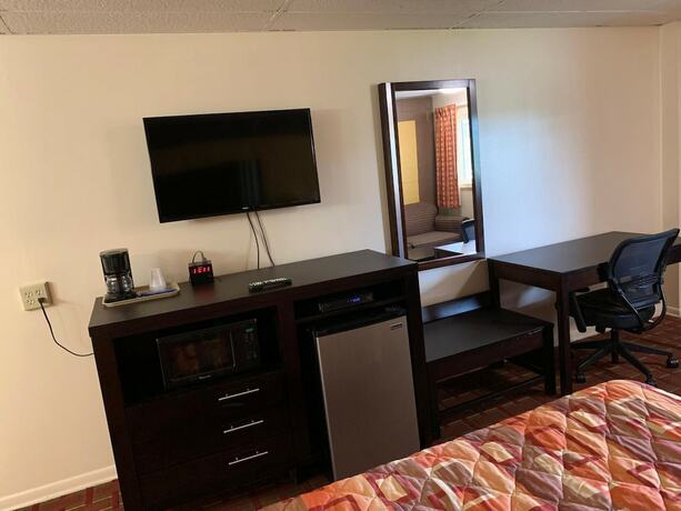 Imagen general del Hotel Scottish Inns Kenmore. Foto 10